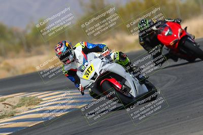 media/Mar-28-2022-Superbike Trackdays (Mon) [[b8603d0f67]]/Open Track Time/Turn 7/